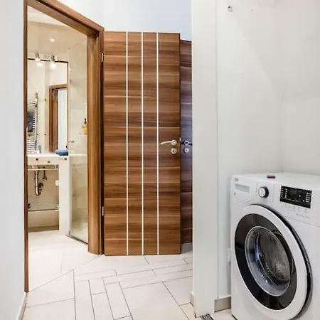 Deleted Apartament *