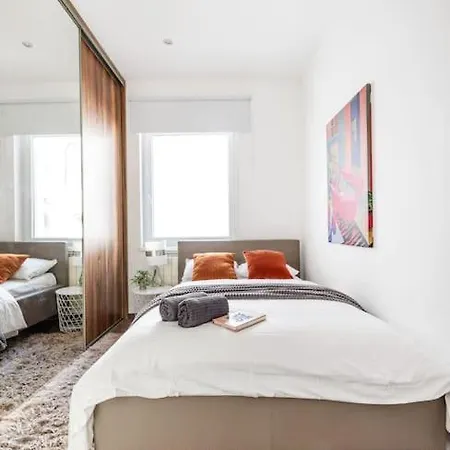 Relaxing Spacious Balcony Super Near Opera 부다페스트