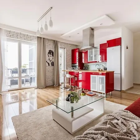 Relaxing Spacious Balcony Super Near Opera 아파트