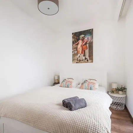 아파트 Relaxing Spacious Balcony Super Near Opera *