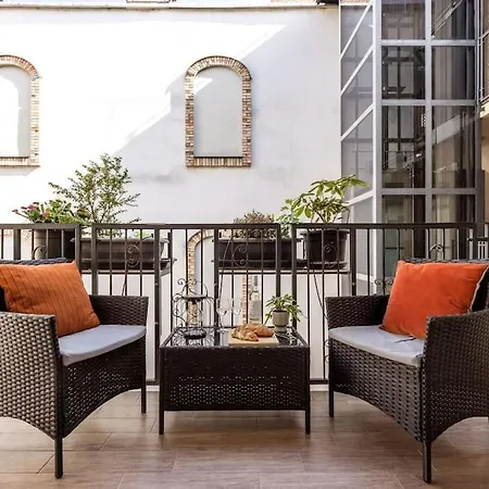 Relaxing Spacious Balcony Super Near Opera Lejlighed Budapest