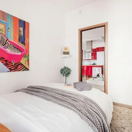 Relaxing Spacious Balcony Super Near Opera Daire